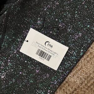 ZYIA Black Reflective Mirage Light n Tight Leggings